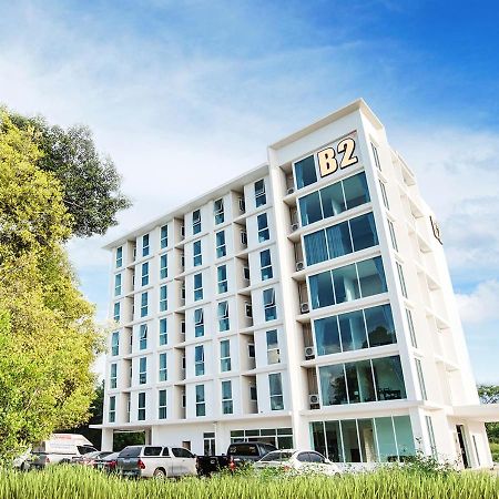 B2 Phrae Boutique & Budget Hotel Екстер'єр фото